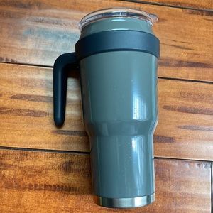 Insulated oversized travel mug